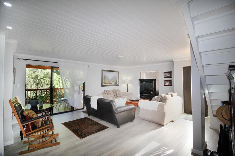 3 Bedroom Property for Sale in Outeniqua Strand Western Cape